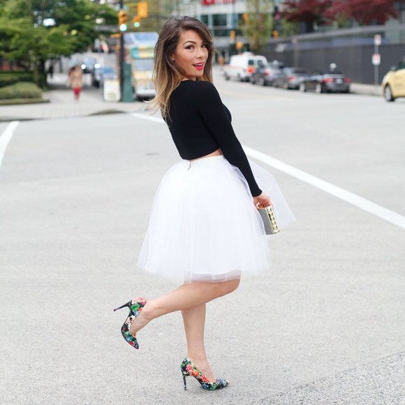 Black Criss-Cross Long Sleeve - Picture 5 of 5